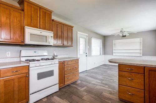 7026 Dalewood Ln, Dallas TX  75214-1809 exterior