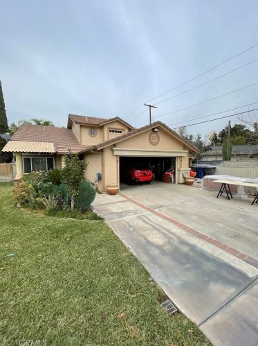 1528 Hillcrest Ave, Riverside, CA 92501-1978
