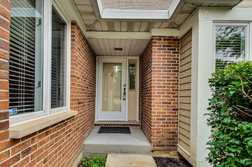 1721 Landcaster Ct, Arlington Hts, IL 60004-4202