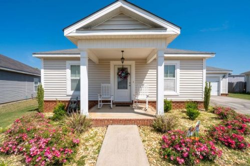 111 Edgarton Way, Bonaire, GA 31005-3789