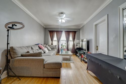 4659 Elston Ave, Chicago, IL 60630-4216