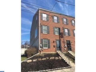 3825 Lauriston St, Philadelphia, PA 19128-5107