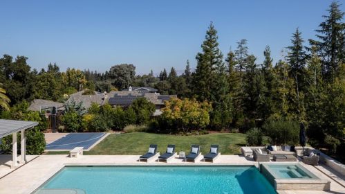 1475 Country Clb Dr, Los Altos CA 94024-5904 exterior