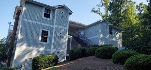 1389 Orchard Park Dr, Stone Mountain, GA 30083-1246