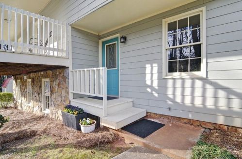 302 Creekbend Dr, Holly Springs, GA 30188-4102