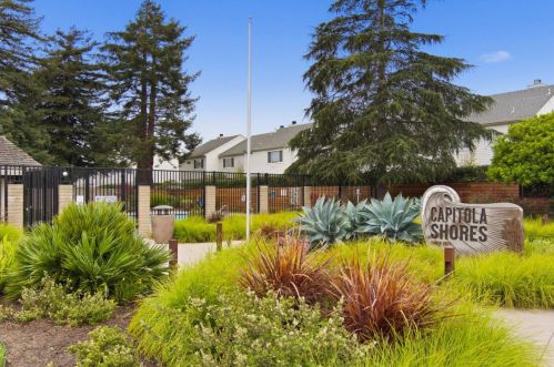 4390 Diamond St, Capitola CA  95010-3056 exterior