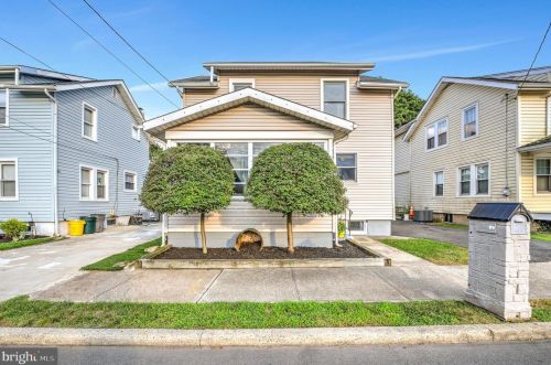11 Rudner Ave, Trenton, NJ 08619-3938