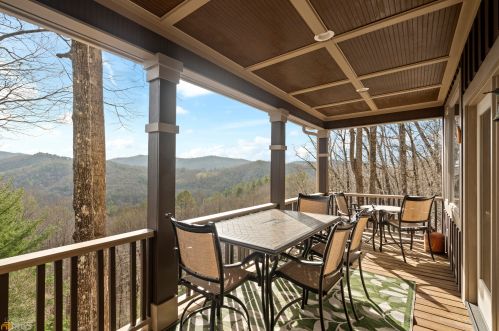 501 Brown Bear Ridge Trl, Clayton, GA 30525-2657
