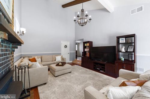 6 Oleander Dr, Mount Laurel NJ  08054-3601 exterior
