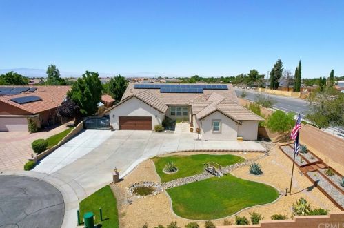 3009 Avenue, Lancaster, CA