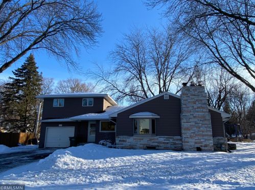 250 Lake St, Dassel, MN 55325-1085