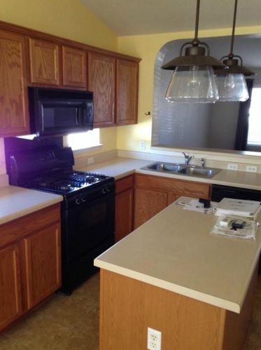 753 Hogan, Uhland TX  78640-5784 exterior