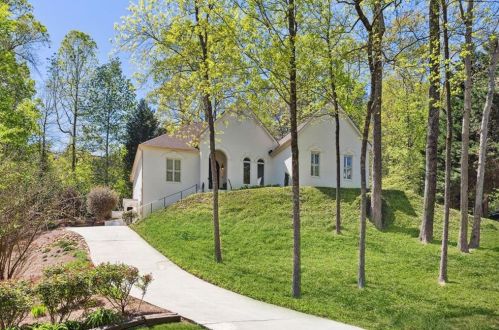 3750 Quail Creek Dr, Buford, GA 30519-7046
