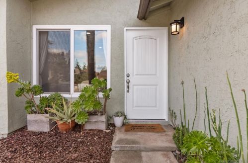 849 Loganberry Ct, San Marcos, CA 92069-1845