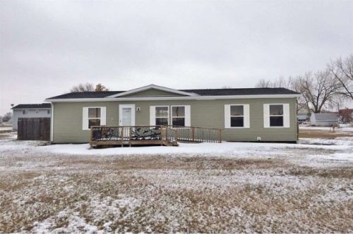 100 Healy St, Wolseth, ND 58740