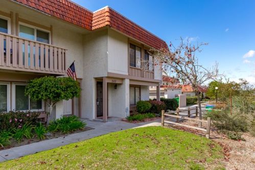 3102 Via Sombra, Carlsbad, CA 92010-1359