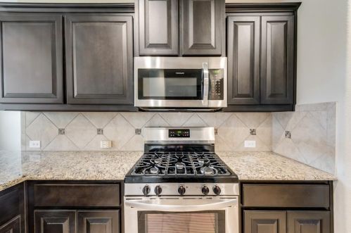 128 Creek Terrace Dr, Fort Worth TX  76131-3146 exterior