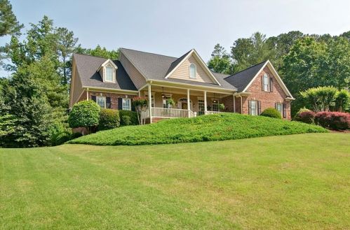 231 Ridge Dr, Holly Springs, GA 30114-8998