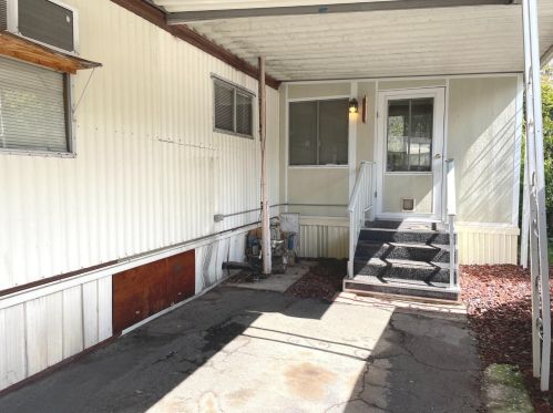 6215 Nob Hill Dr, Newcastle, CA 95658-9566