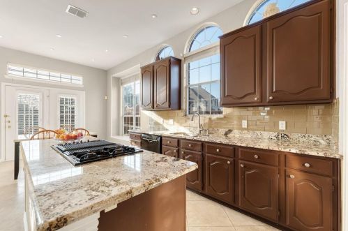 3627 Fld Stone Dr, Carrollton TX exterior