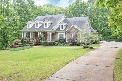 2547 Lakeside Dr, Villa Rica, GA 30180-4067