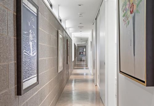 1101 Cyn Edge Dr, Austin TX  78733-2005 exterior