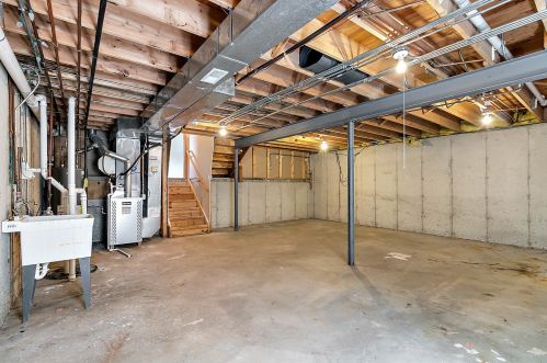 866 Brigantine Dr, Mokena, IL 60451-9223