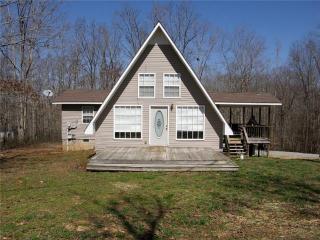 248 Troy Ln, Hohenwald, TN 38462-4024