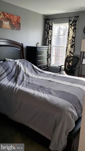 80 Sundance Dr, Trenton NJ 08619-3968 exterior