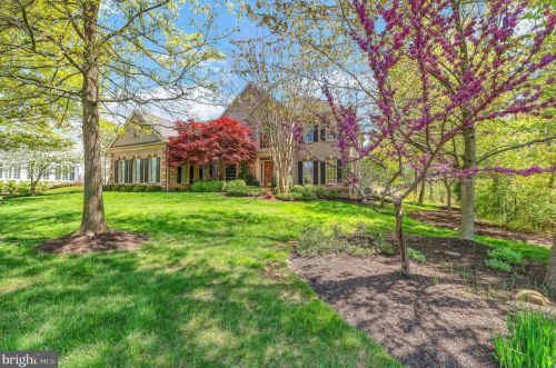 11614 Cedar Chase Rd, Herndon, VA 20170-2476