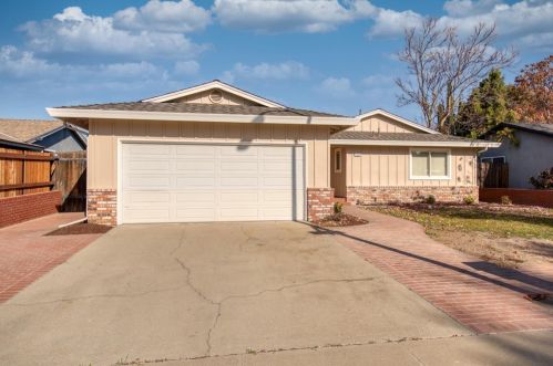 1529 Brixton Ln, Modesto, CA 95356-0805