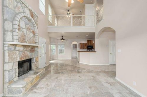 1007 Cyn Edge Dr, Austin TX  78733-2005 exterior