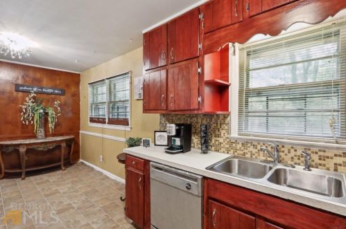 336 Bromack Dr, Atlanta GA  30315-8408 exterior