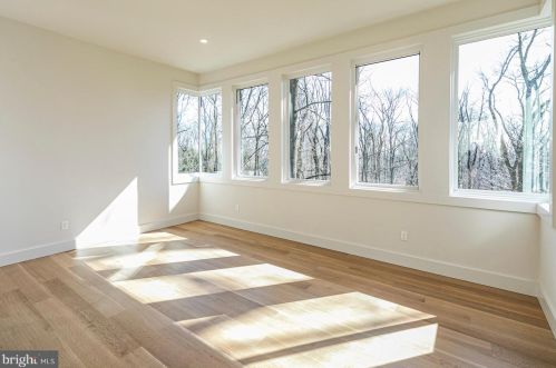 144 Drakes Corner Rd, Princeton NJ  08540-7519 exterior