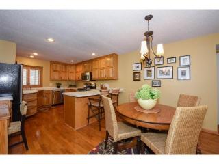 7927 110th St, Minneapolis, MN 55438-2269