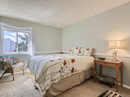 18191 Crestridge Dr, Aurora CO 80015-2667 exterior