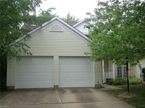 20697 Autumn Oval, Cleveland OH 44149-5859 exterior