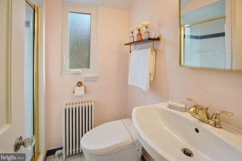 8119 Flower Ave, Silver Spring MD 20912-6646 exterior