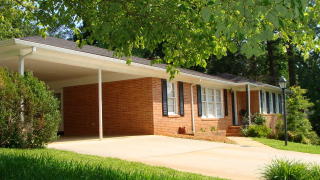 349 Beechwood Dr, Athens, GA 30606-4009