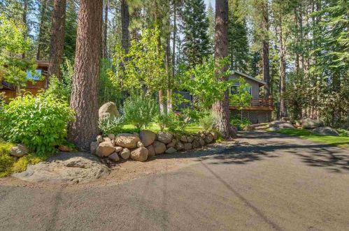 12148 Sierra Dr, Truckee, CA 96161-5000