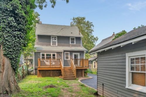 122 Midland Blvd, Maplewood NJ 07040-1809 exterior