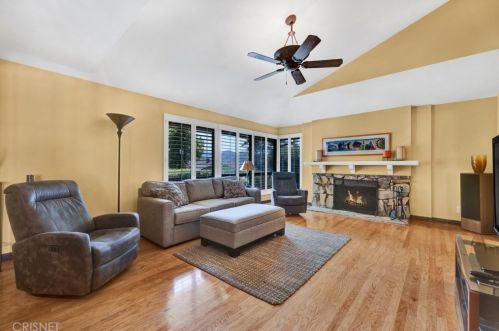 27345 Provident Rd, Calabasas, CA 91301-3623