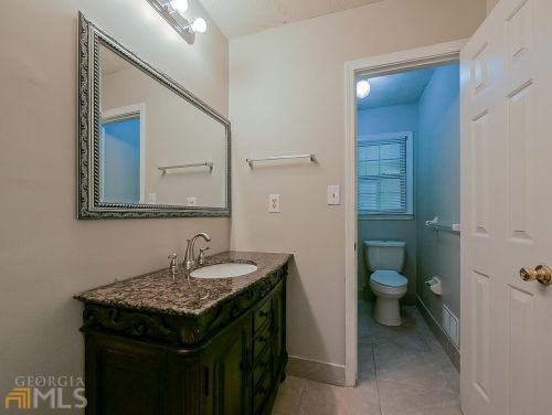 318 Davis Rd, Stockbridge GA  30281-3304 exterior