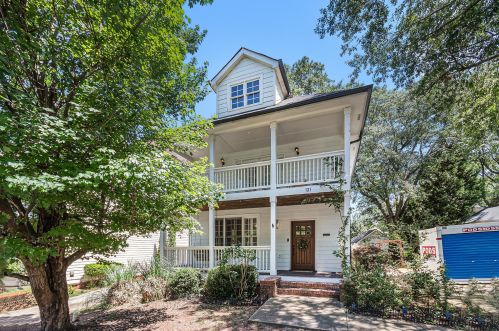 121 Bowen Cir, Atlanta, GA 30315-2608