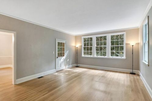 2877 Alpine Rd, Atlanta GA  30305-3403 exterior