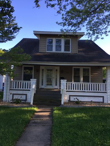 522 Jefferson Rd, Edwardsville, IL 62025-2374