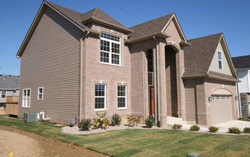 772 Cirque Dr, Crown Point, IN 46307-7502