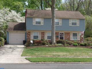 81 Winding Way Rd, Stratford, NJ 08084-1928