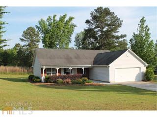 40 Tara Ct, Porterdale, GA 30016-8078