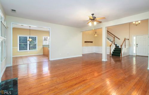 3913 Concord Walk Dr, Smyrna GA  30082-3659 exterior